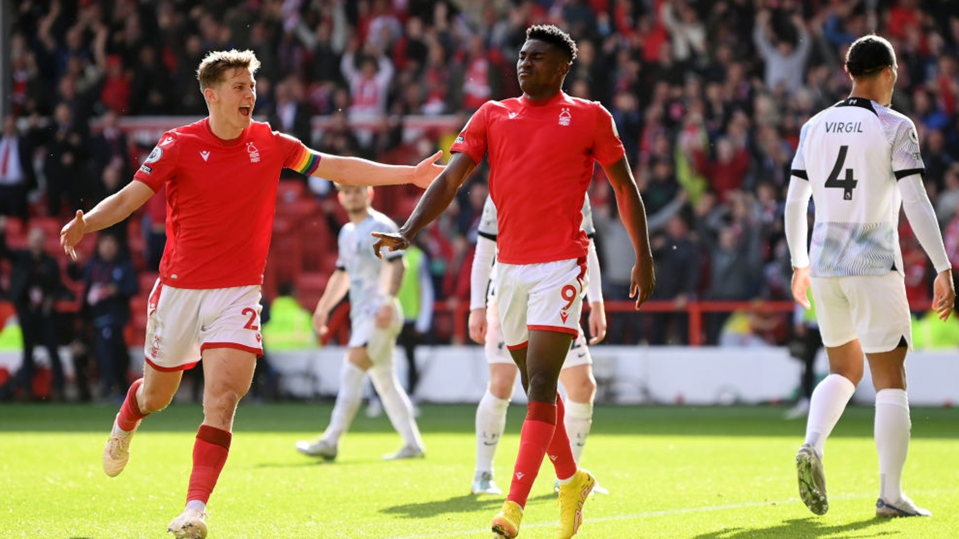 员树立新的 员树立新的