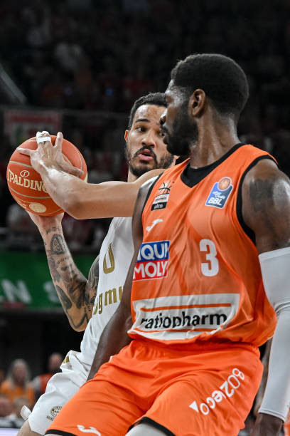 除了严重受 除了严重受